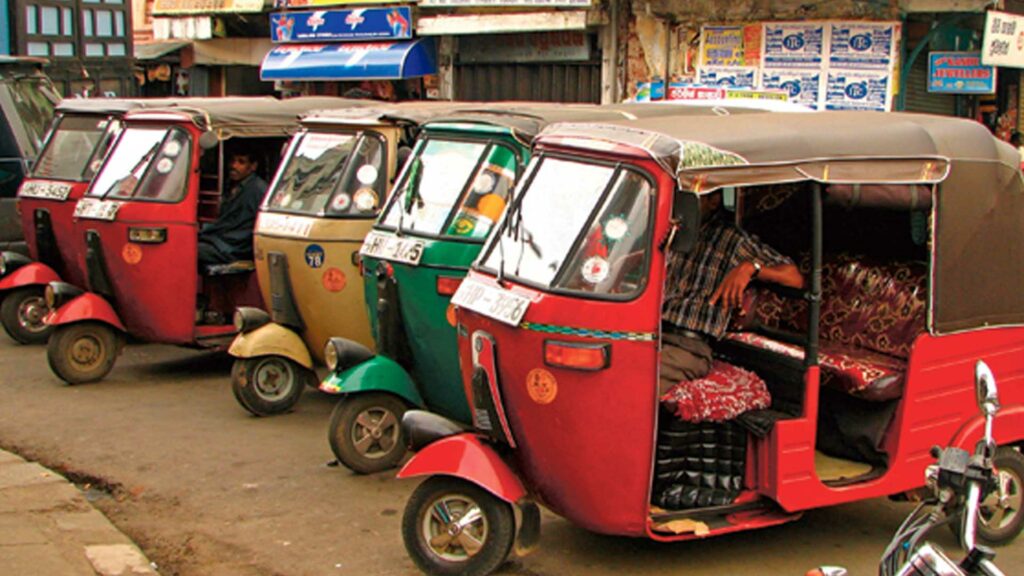 ත්රීරෝද රථ ගාස්තුවත් අඩු කරයි