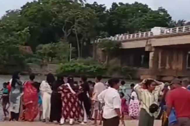 දැදුරු ඔයේ ඛේදවාචකය – දිවි බේරාගත් දරුවෙකු කියන සංවේදී කතාව