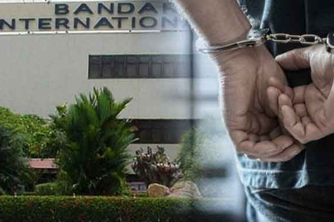 කුෂ් තොගයක් සමග දෙදෙනෙක් ගුවන්තොටේදී අල්ලයි