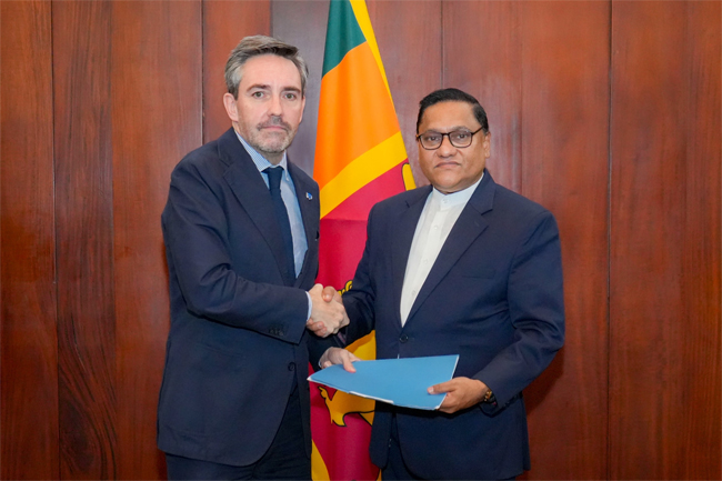 ශ්රී ලංකාව යළි ගොඩනැගීමට එක්සත් ජාතීන්ගේ පූර්ණ සහාය