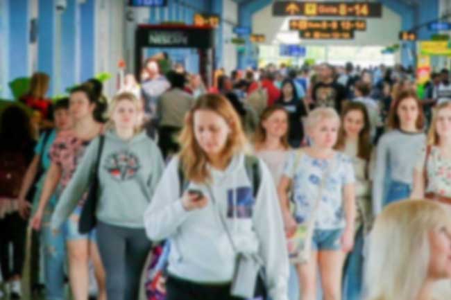 දෙසැම්බරයේ මුල් සති දෙක තුළ සංචාරකයින් 90,000කට අධික පිරිසක් දිවයිනට