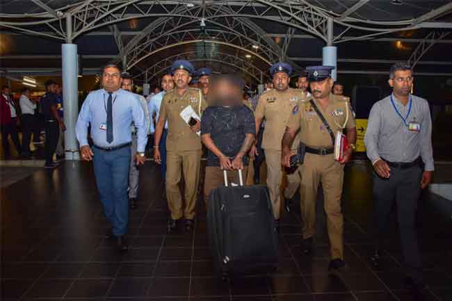 රතු නිවේදන නිකුත් කර තිබූ සංවිධානාත්මක අපරාධකරුවෙකු දිවයිනට රැගෙන එයි