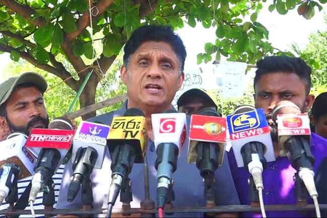 සංවර්ධන නිලධාරීන්ගේ මාරාන්තික උපවාසයට සජිත් දෙවැනි දිනටත් යයි