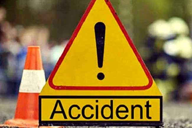 රිය අනතුරකින් 3 හැවිරිදි දැරියකට දිවි අහිමි වෙයි