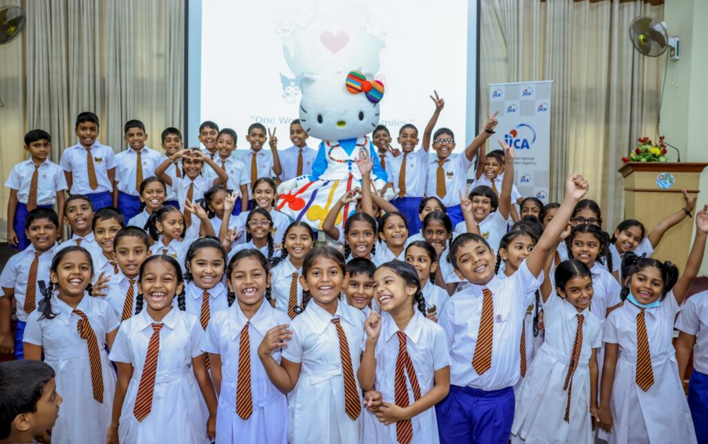 මෙරට ප්ලාස්ටික් අපද්රව්ය ගැන දැනුම්වත්භාවය ප්රවර්ධනය කිරීමේ වැඩසටහනක්